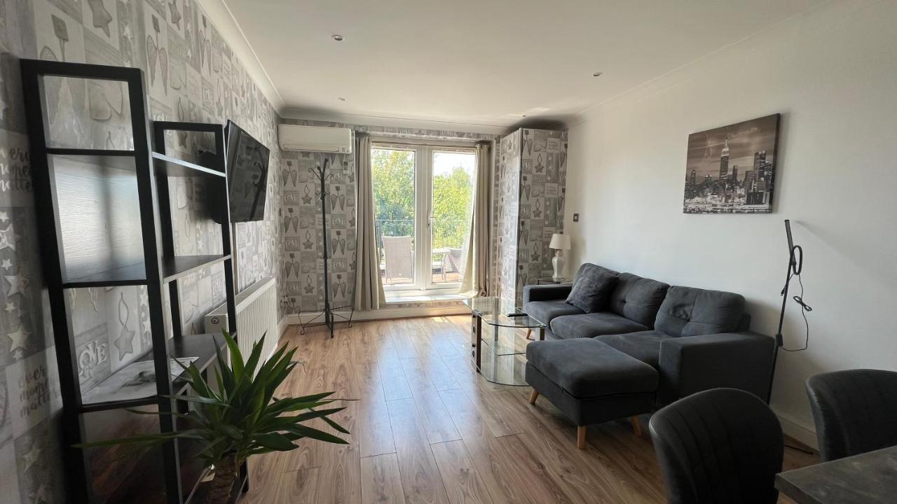 Comfy 2 Bedroom Apartments - Finchley Road, Лондон Экстерьер фото