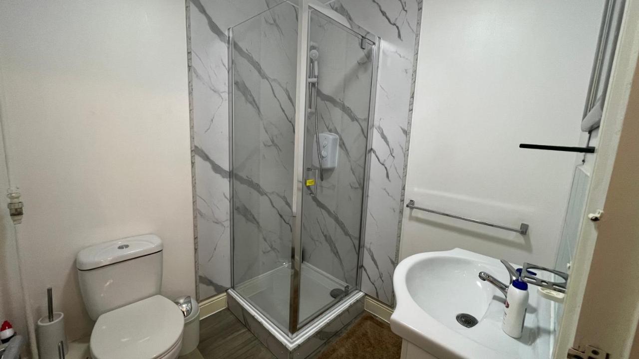 Comfy 2 Bedroom Apartments - Finchley Road, Лондон Экстерьер фото