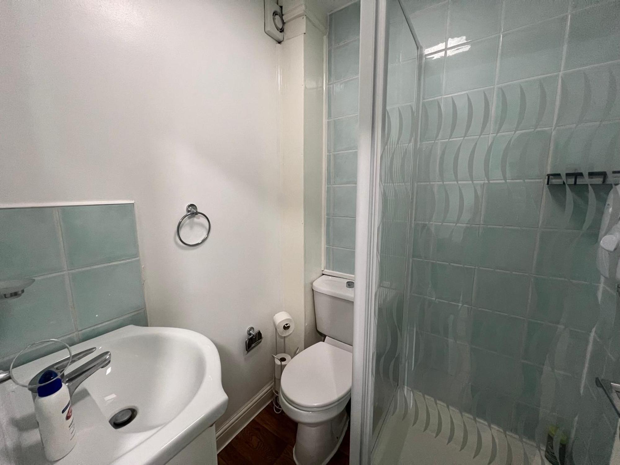 Comfy 2 Bedroom Apartments - Finchley Road, Лондон Экстерьер фото